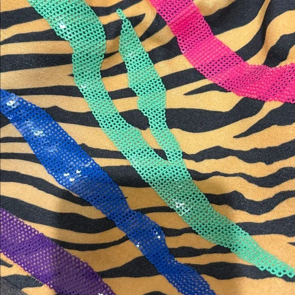 Queen of sparkles tiger stripe rainbow neon nwt shorts Xs - Picture 2 of 4